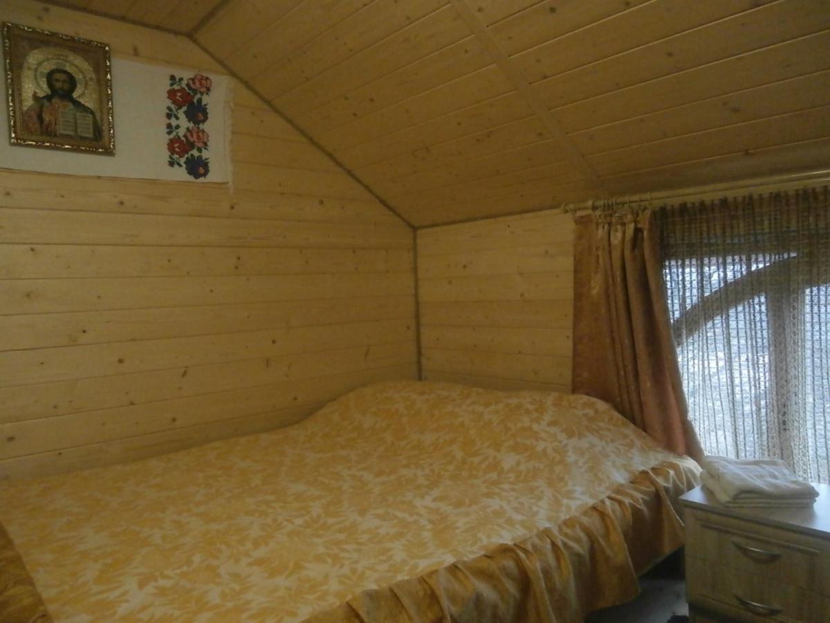 Karpatskiy Domik Izki Exterior photo